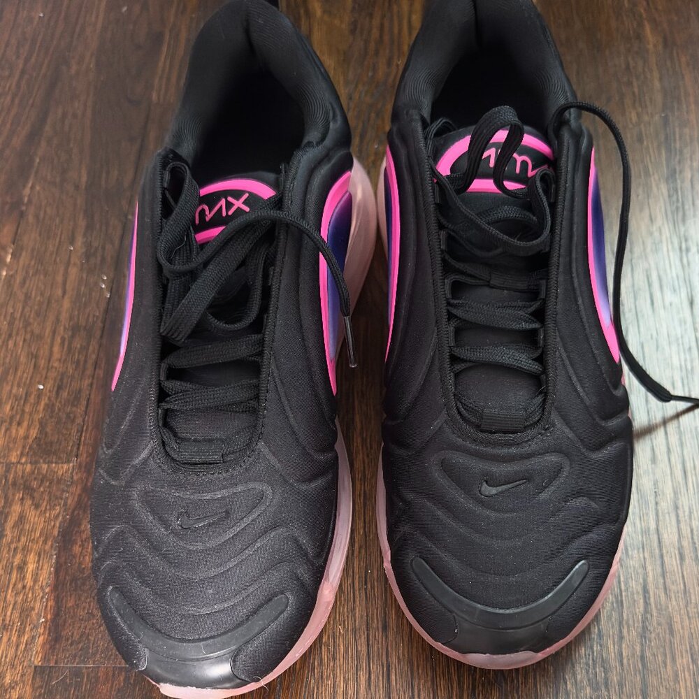 Nike Air Max 720 Men's Sneakers | Black & Pink | Size 8.5 | Gently Worn